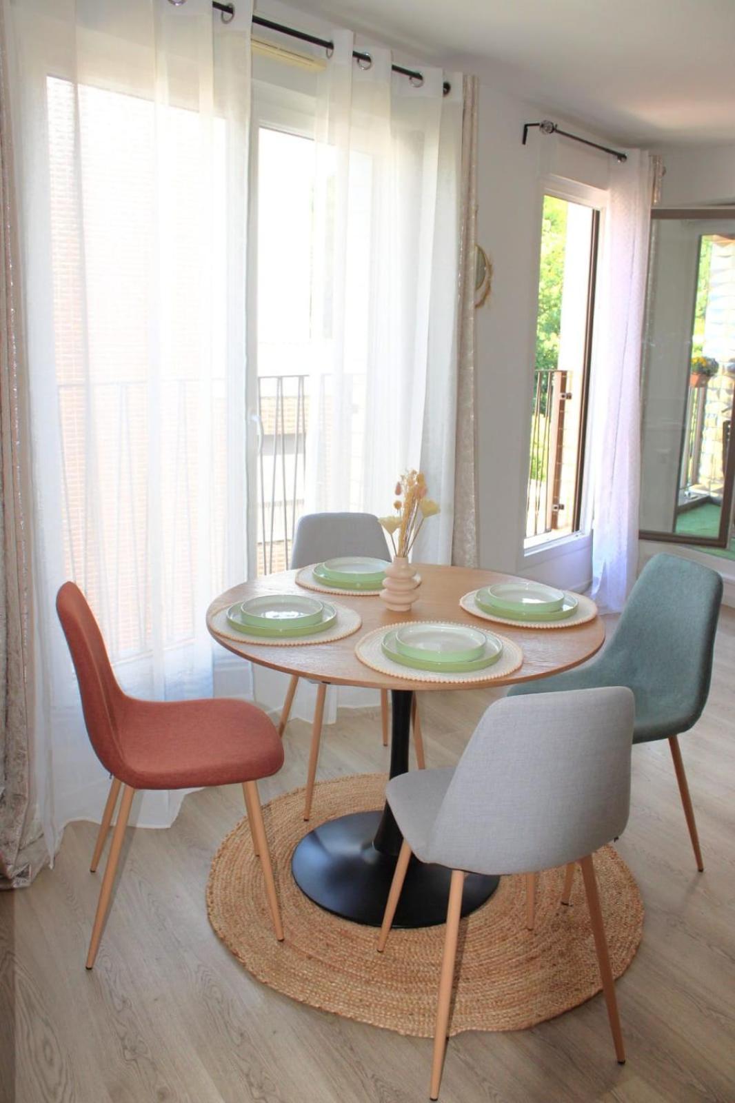 Appartement Elegant Et Lumineux Romainville Eksteriør billede